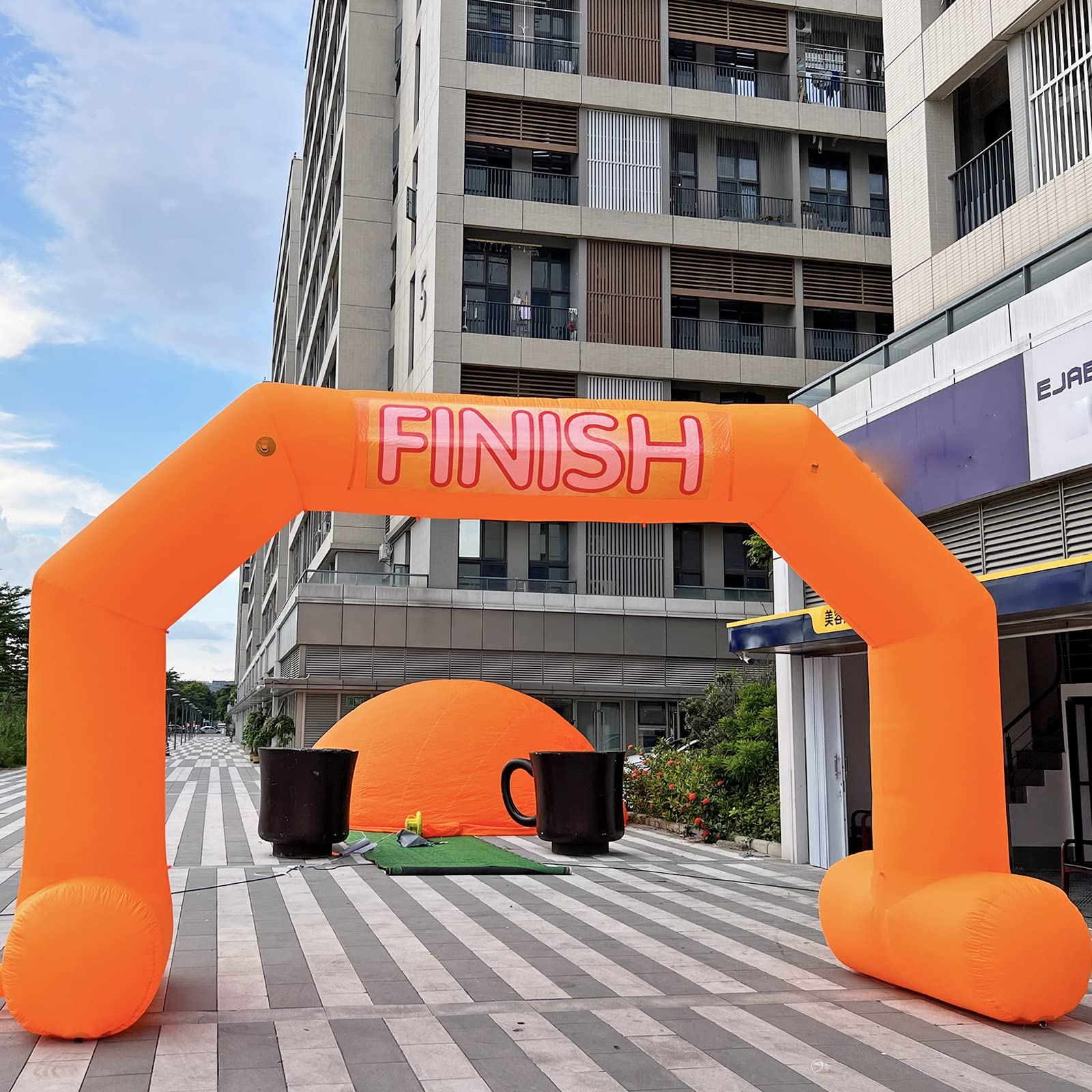 20Ft Inflatable Arch with Start Finish Banner and T-Shaped Base for Races and Events